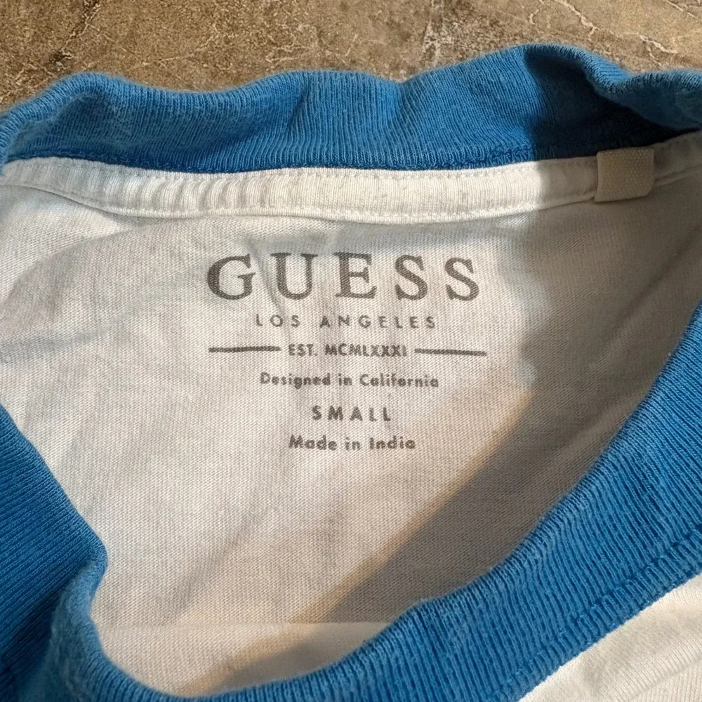 Guess Los Angeles Mens Striped Ringer Small T-Shirt Embroidered - Picture 6 of 6